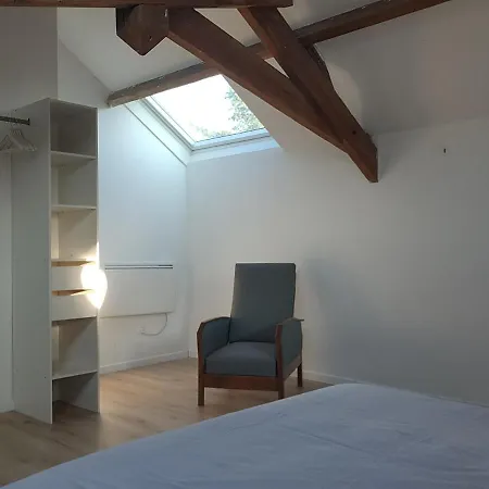 Maison Chaleureuse Et Familiale.