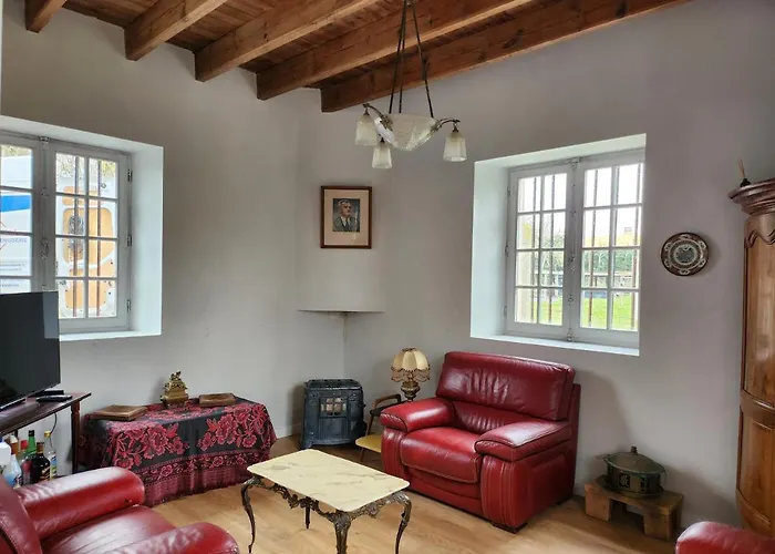 Maison Chaleureuse Et Familiale.