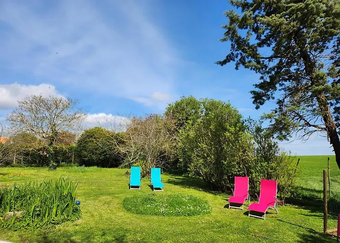 Semesterbostad Maison Chaleureuse Et Familiale. Nalliers (Vendee)